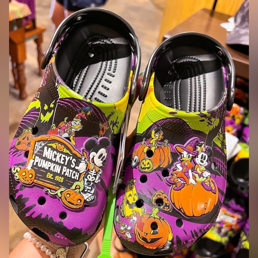 Disney Halloween Crocs WDW PARKS - Picture 2 of 12